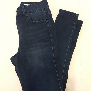 Seven7 High Rise Skinny Jeans